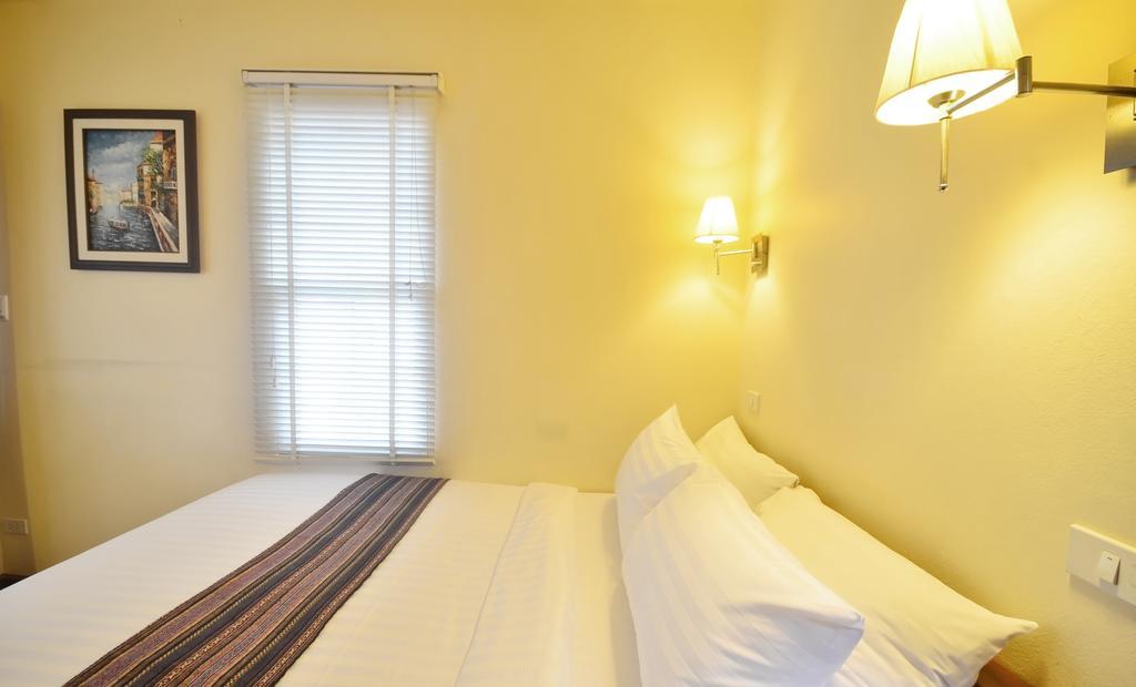 チエンマイ I'M Happy Bed & Breakfast エクステリア 写真